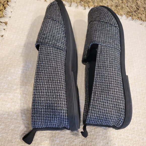 SERRA Black Slip on Women's Shoes Memory Foam ~ Size 9 - Picture 4 of 8